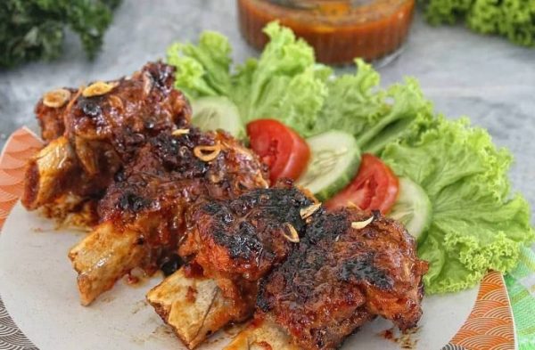 6 Rekomendasi Tempat Makan di Banyumanik Buat Keluarga Enak dan Murah